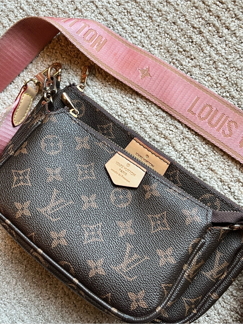 Louis Vuitton Multi Pochette Accessoires Monogram Pink Strap SP2176